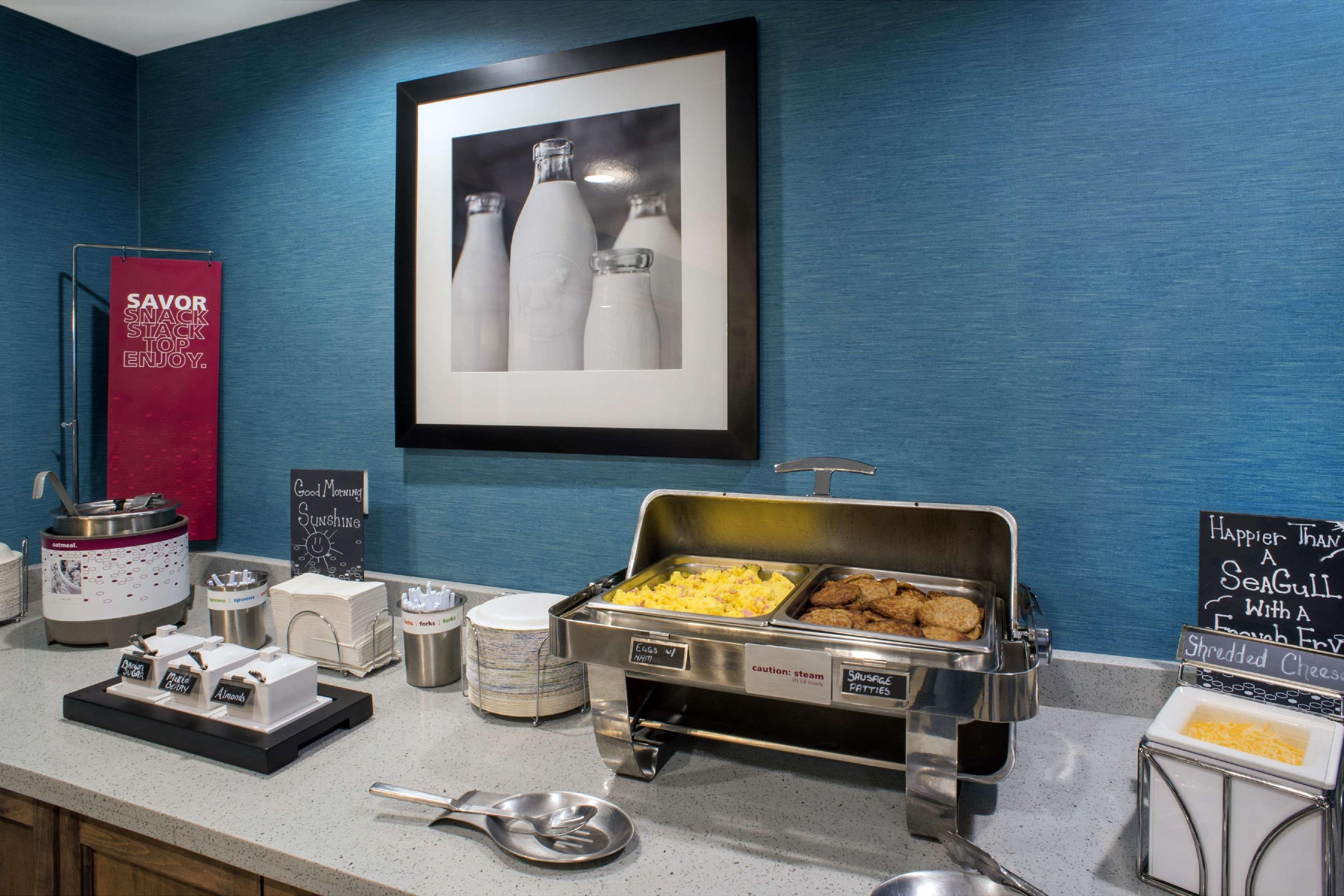 Hotel Hampton 3*