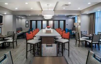 Hampton Hotel